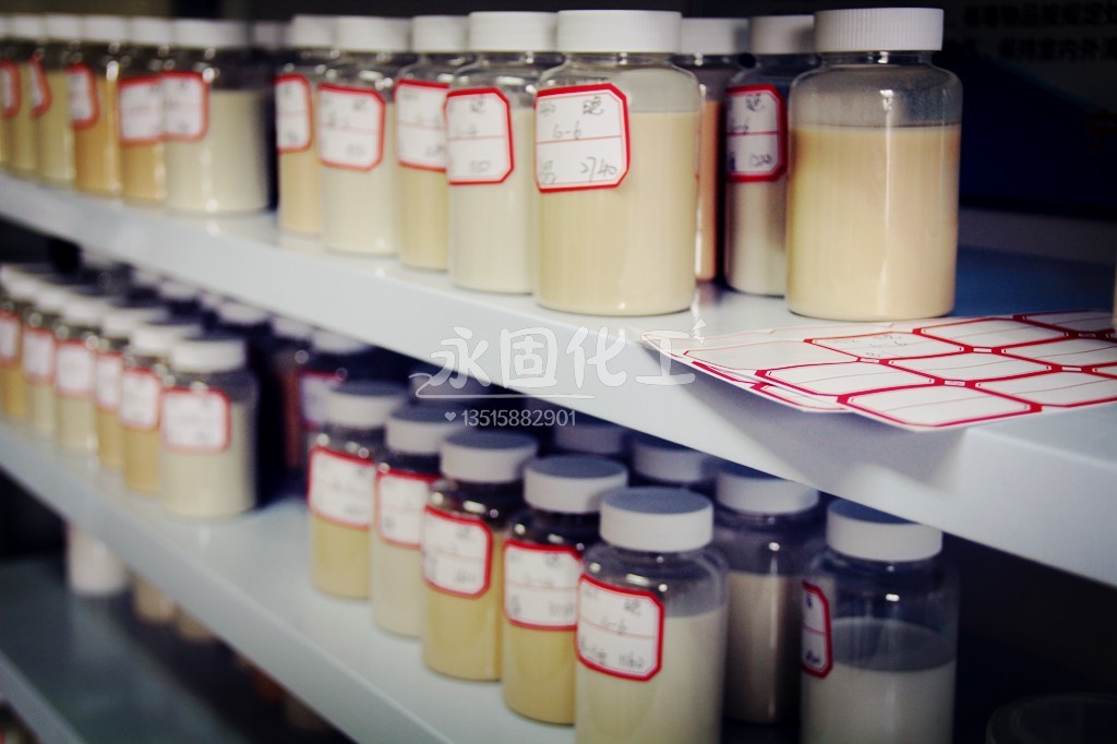 纸管胶到底怎么选？别再只看“粘不粘”了！老张20年经验避坑指南